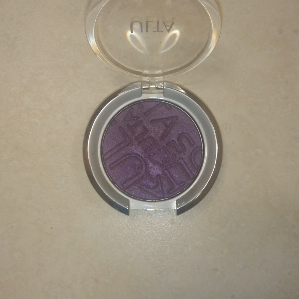 Plum Noir Eyeshadow
